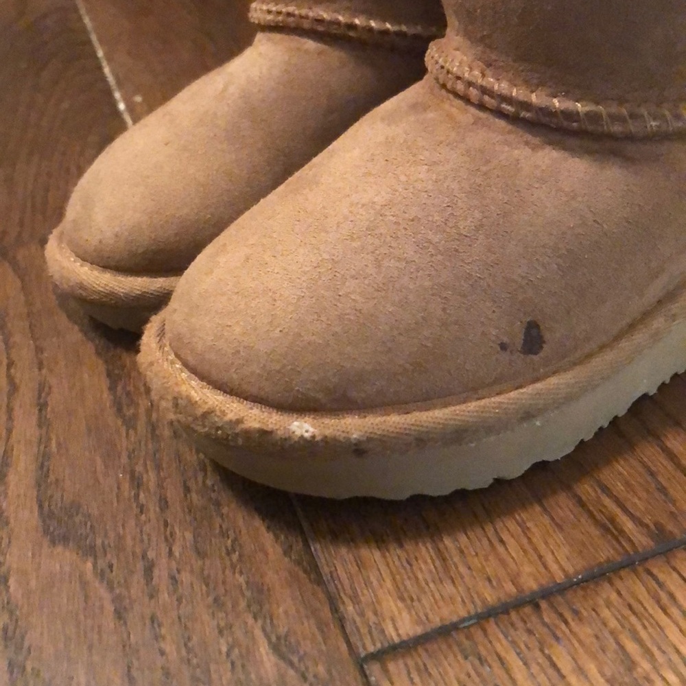 •SOLD• UGG AUSTRALIA TODDLER BAILEY BOW BOOTS - Picture 6 of 6